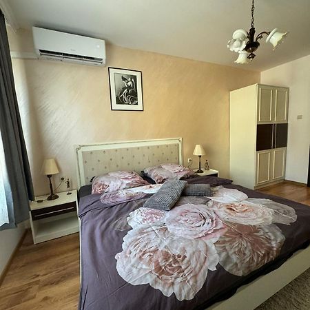 The Master And Margarita Apartment, Майстора И Маргарита, Two Bedroom Apartament Burgas Bagian luar foto