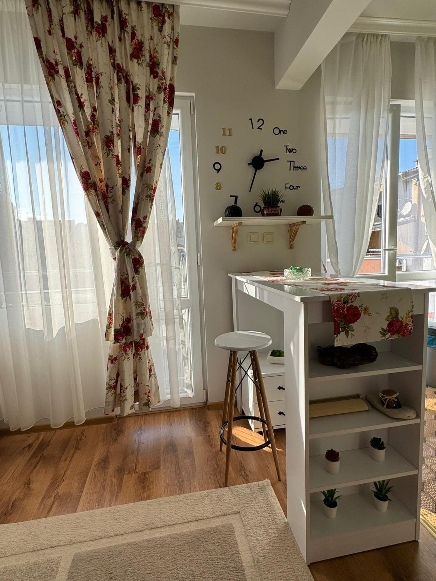 The Master And Margarita Apartment, Майстора И Маргарита, Two Bedroom Apartament Burgas Bagian luar foto